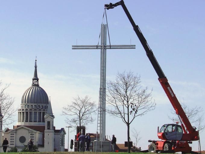 旋转型伸缩臂叉车 MRT-X 2550 P+