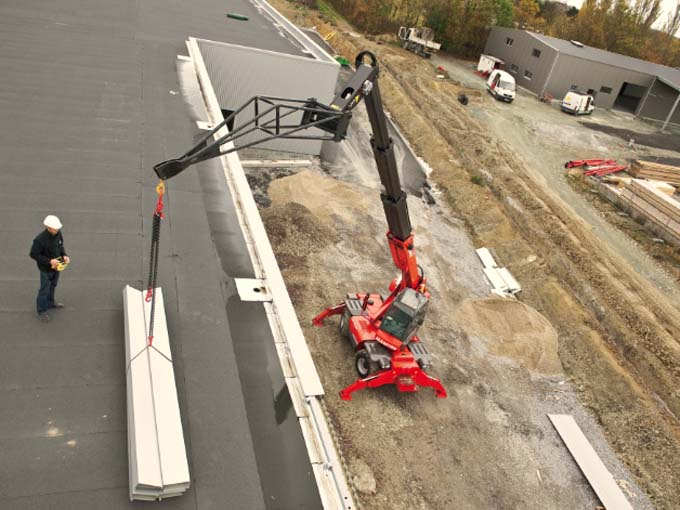 旋转型伸缩臂叉车  MRT-X 1845